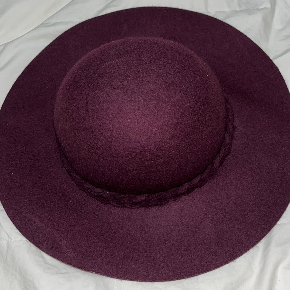 brand new felt hat